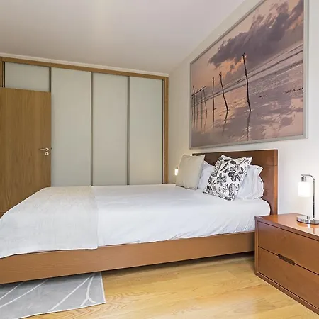 Pena I By An Island * 푼샬